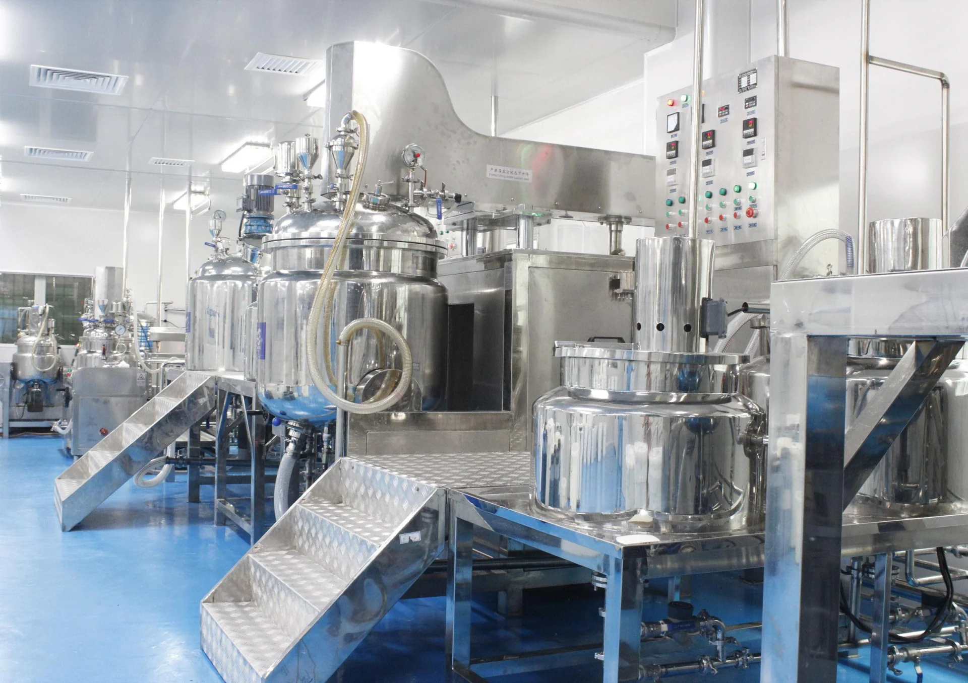Skincare research and production environment